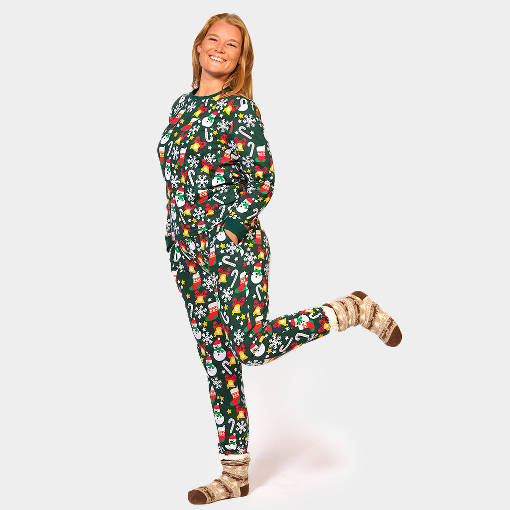 Green Christmas Pyjama for Women with Christmas motifs
